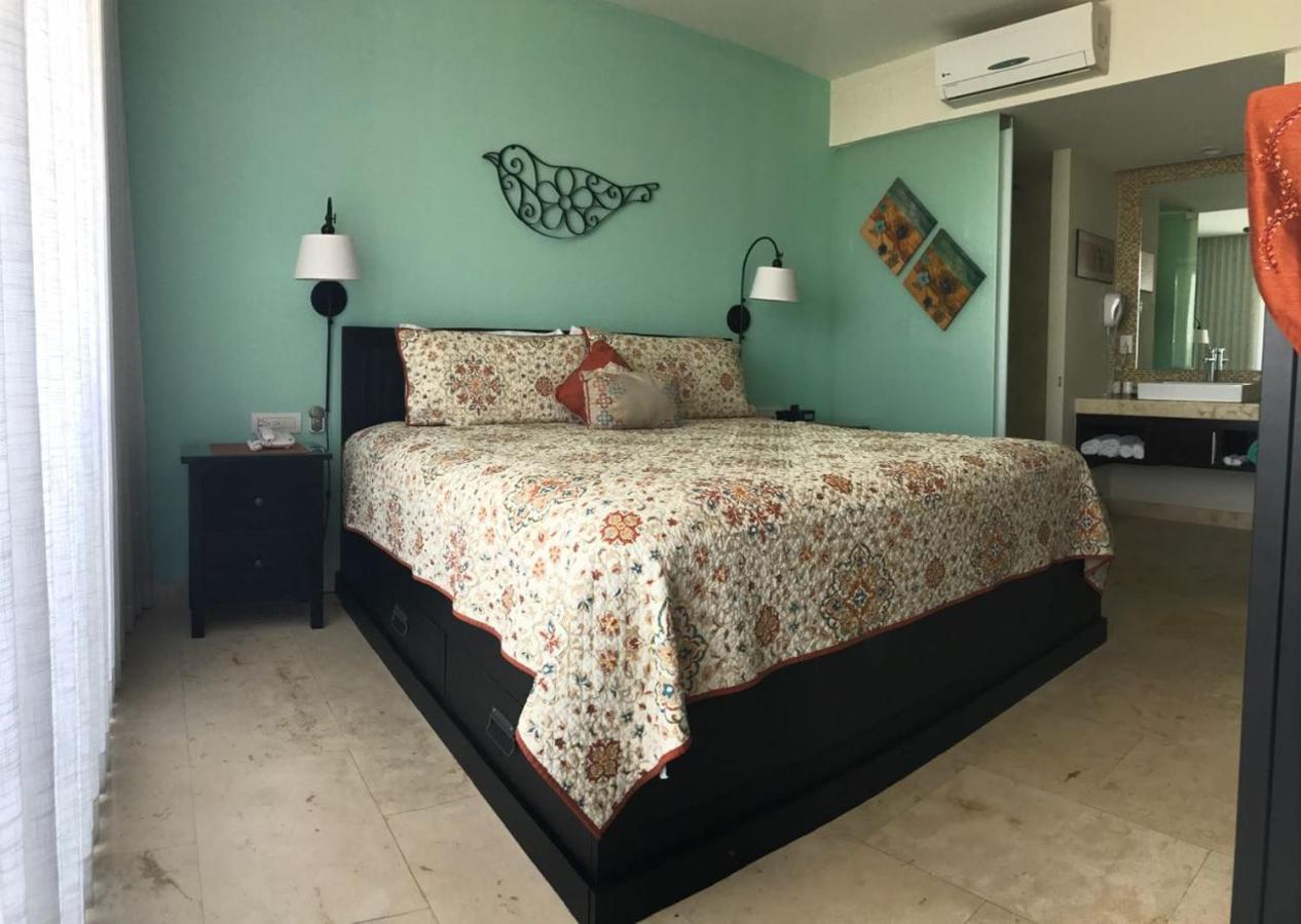 Anah Luxury Condos By Baitna بلايا ديل كارمن المظهر الخارجي الصورة